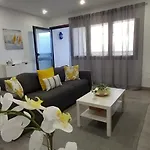Moderno Apartamento Frente Al Mar